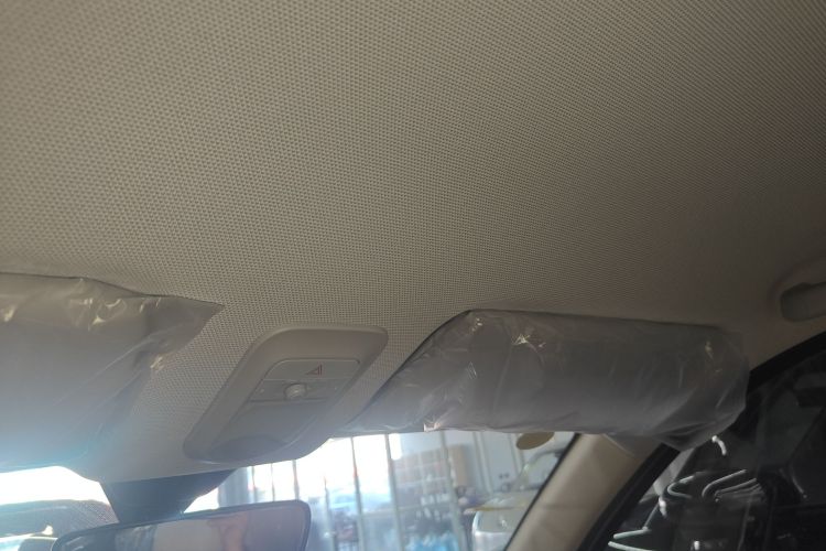 五菱汽车 宏光MINIEV 2025款 四门版 进阶款中控内饰22