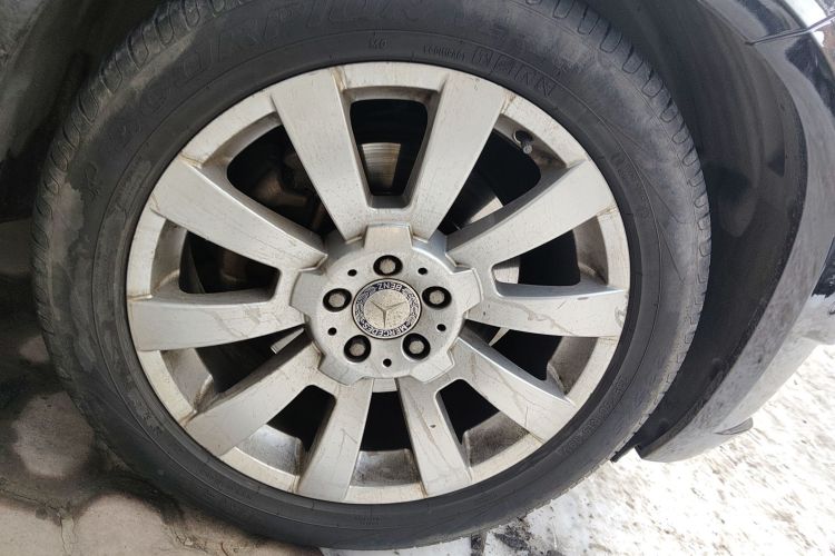 奔驰GLK级(进口) 2008款 GLK 300 4MATIC 豪华型车身外观10