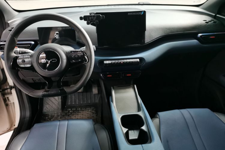 比亚迪 海鸥 2024款 荣耀版 305km 活力版中控内饰12