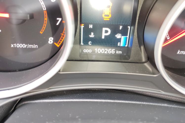 三菱 劲炫ASX 2018款 2.0L CVT两驱尊享版中控内饰15