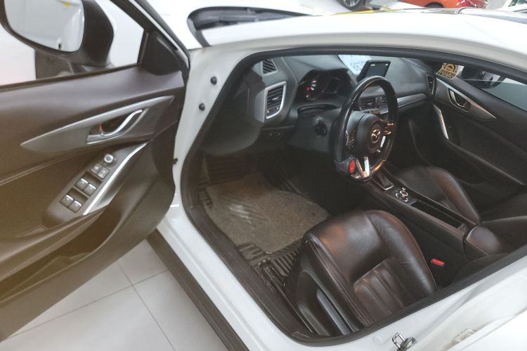 马自达CX-4 2018款 2.0L 自动两驱蓝天品位升级版 国V中控内饰20