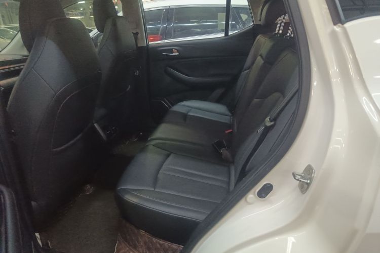 广汽传祺 传祺GS4 2020款 270T 自动精英科技版中控内饰21