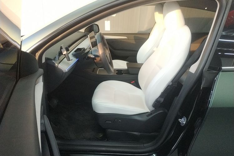 特斯拉 Model Y 2023款 后轮驱动版局部细节19