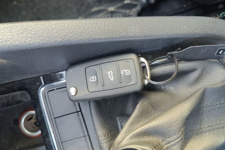 大众 速腾 2018款 1.6L 自动舒适型中控内饰11