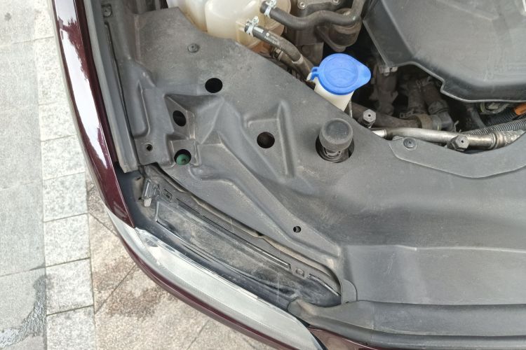 林肯大陆 2019款 2.0T 两驱尊耀版 国VI局部细节9006