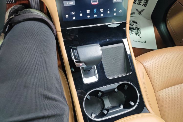 理想汽车 理想ONE 2021款 增程6座版中控内饰18