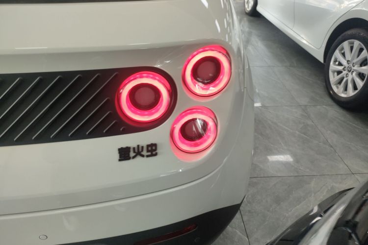 firefly萤火虫 2025款 发光版车身外观6006