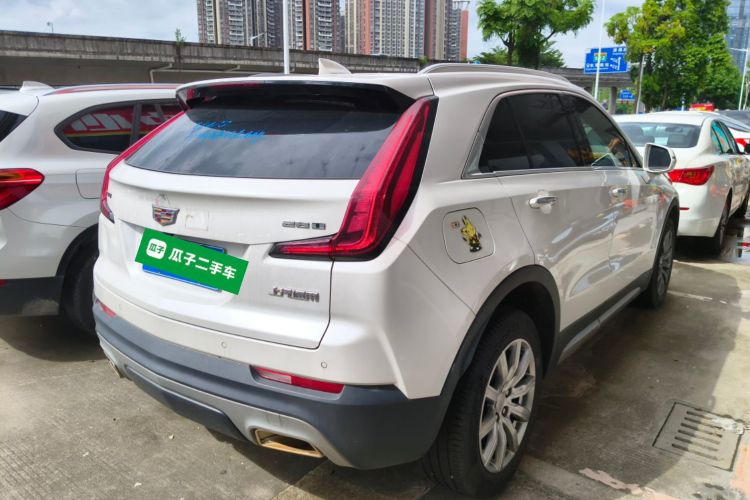 凯迪拉克XT4 2021款 28T 两驱领先型车身外观6005