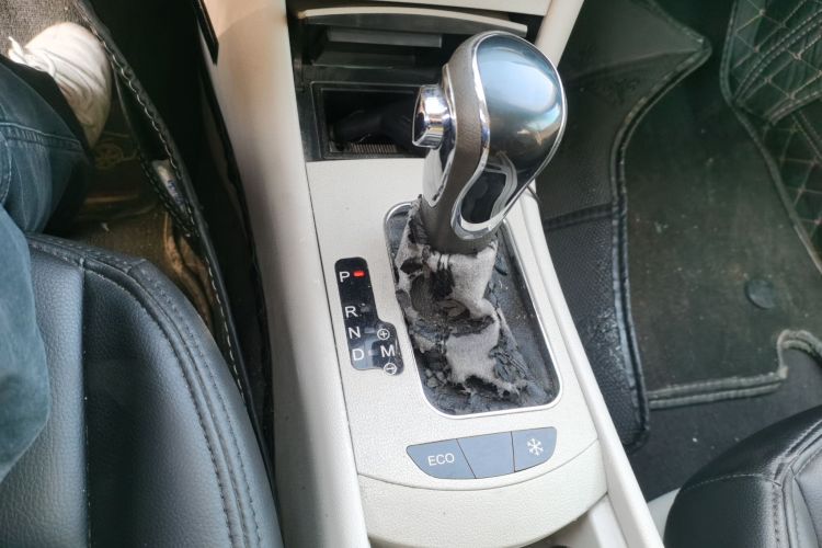 东风风神A60 2016款 1.6L DCT豪华型中控内饰18