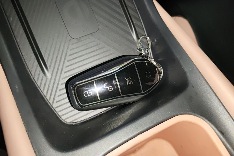 比亚迪 海鸥 2024款 荣耀版 305km 自由版中控内饰7001