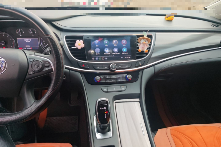 别克 君越 2021款 652T 豪华型中控内饰16