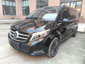 奔驰V级 2018款 V 260 尊贵版 国V