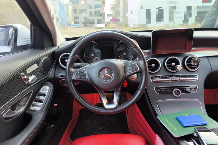 奔驰C级 2017款 改款 C 200 L 运动版中控内饰13