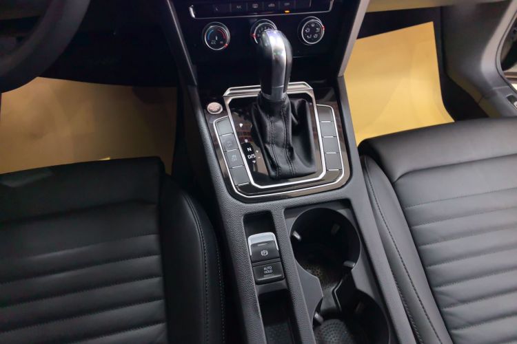 大众 迈腾 2017款 330TSI DSG 领先型局部细节18