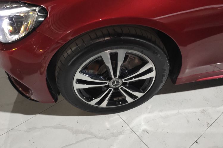 奔驰C级 2018款 C 200 运动版车身外观6002