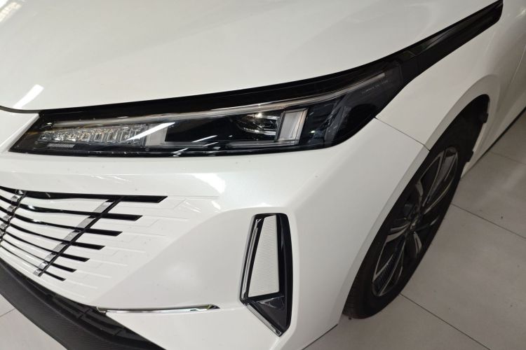 长安 逸动 2025款 蓝鲸 1.5T 500Bar尊贵型局部细节36