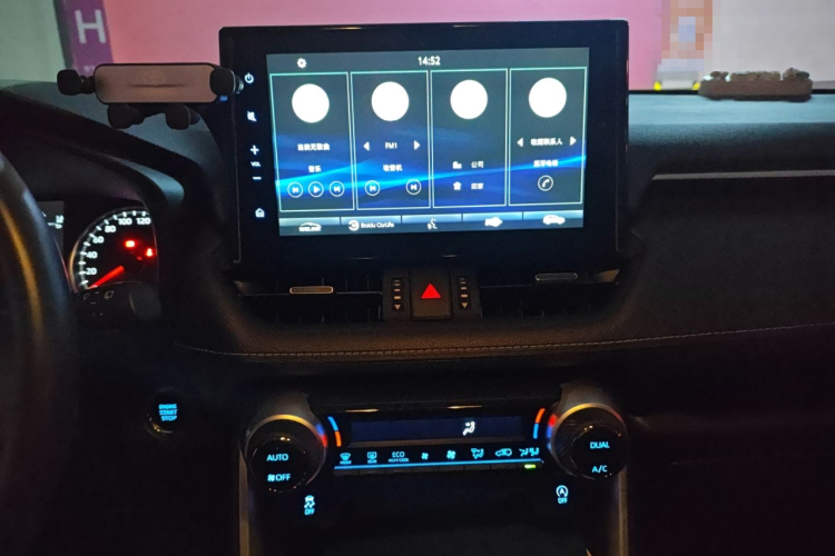 丰田 威兰达 2022款 2.0L CVT四驱豪华PLUS版中控内饰16