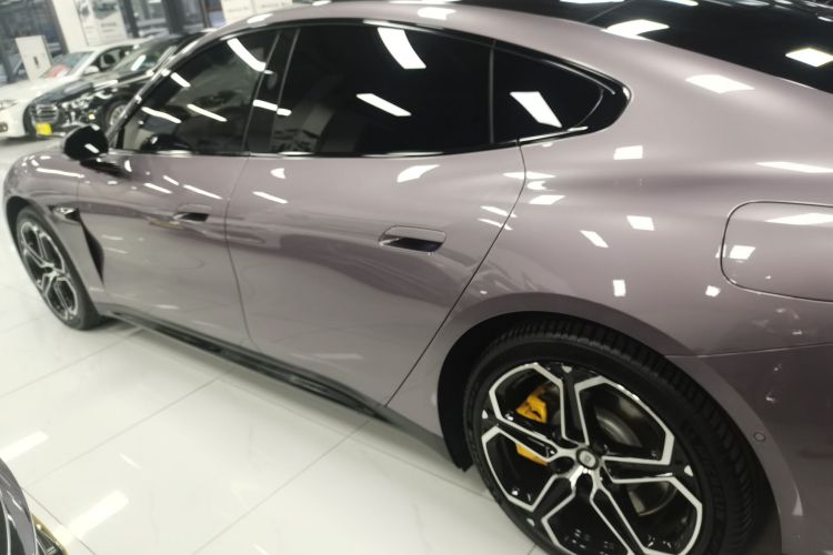 小米汽车 小米SU7 2024款 后驱标准创始版车身外观4