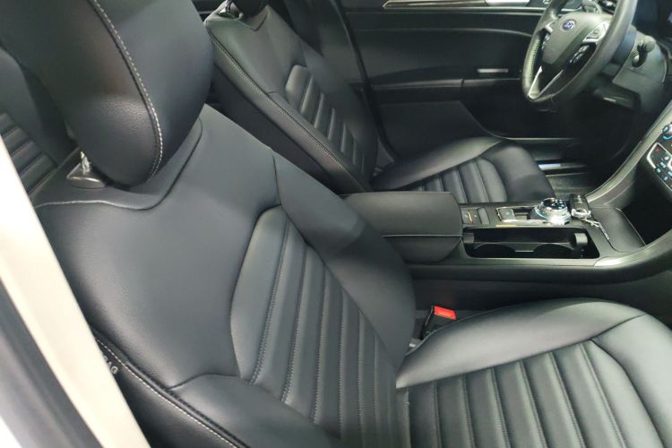 福特 蒙迪欧新能源 2018款 2.0 PHEV 智控时尚型 国VI局部细节41