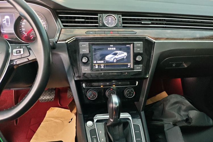 大众 迈腾 2019款 330TSI DSG 领先型 国VI中控内饰16