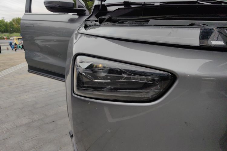 小鹏G3 2021款 G3i 520G+车身外观6006