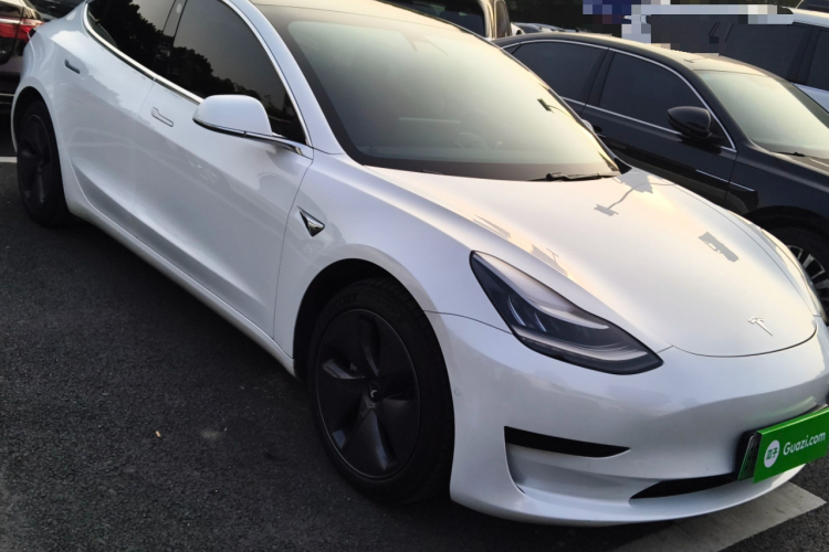 特斯拉 Model 3 2020款 改款 标准续航后驱升级版车身外观3