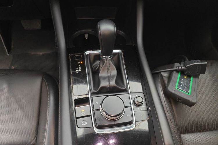 马自达3 昂克赛拉 2020款 2.0L 自动质雅版中控内饰18