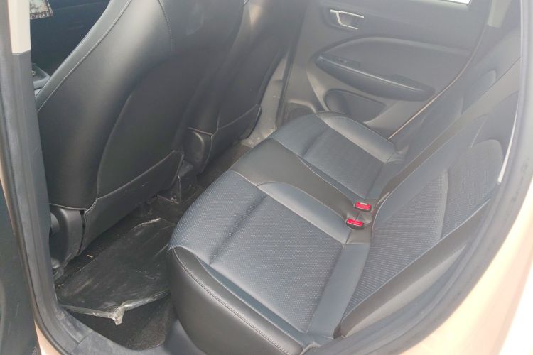 零跑汽车 零跑T03 2022款 耀金版中控内饰21