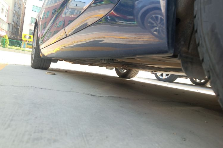 宝马2系旅行车 2018款 218i 尊享型运动套装局部细节9002