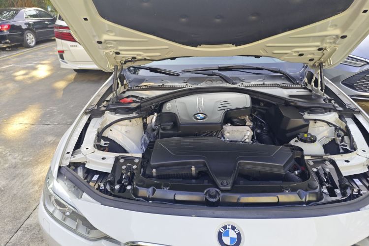 宝马3系 2015款 320Li 时尚型局部细节9006