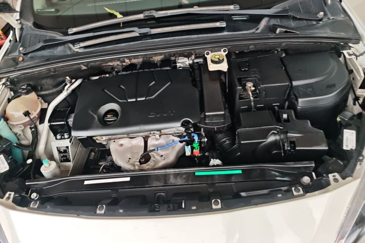 标致308 2014款 乐享版 经典 1.6L 自动优尚型局部细节24