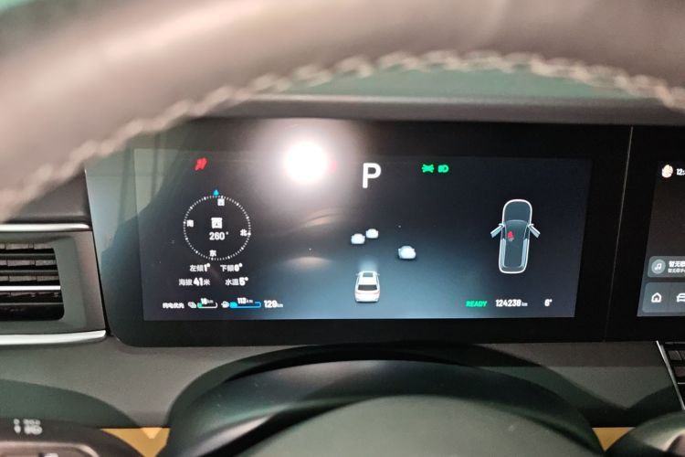 理想汽车 理想ONE 2020款 增程6座版中控内饰14