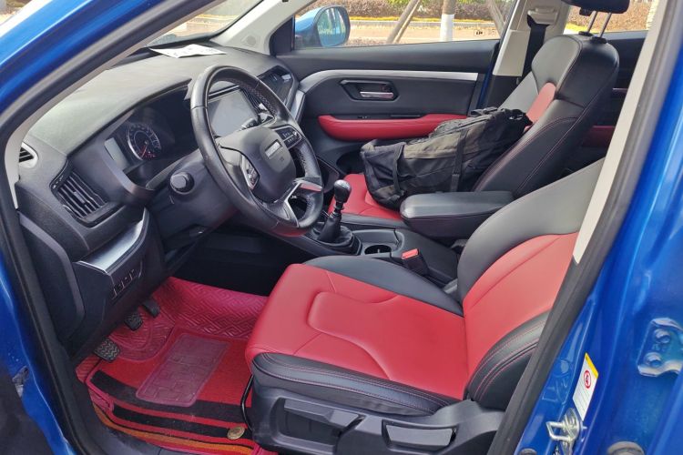 哈弗H2s 2017款 红标 1.5T 手动精英型中控内饰19