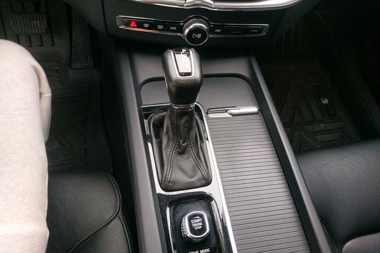 沃尔沃XC60 2019款 T5 四驱智逸版 国VI局部细节18