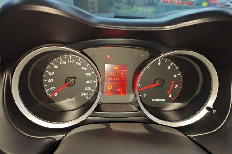 三菱 翼神 2013款 时尚版 1.8L CVT舒适型局部细节14