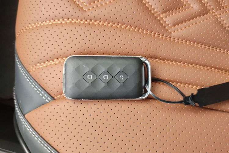 五菱汽车 五菱星光 2024款 共创版 510 进阶型中控内饰11