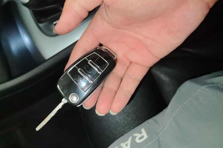 奥迪Q3 2018款 30周年年型 30 TFSI 时尚型中控内饰7001