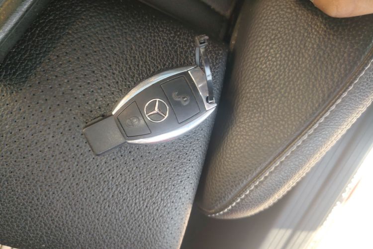 奔驰GLA 2016款 GLA 200 时尚型中控内饰11