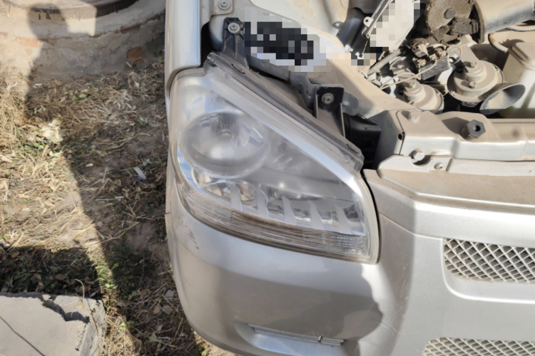 北汽威旺306 2016款 1.2L基本型5座A12国V车身外观8