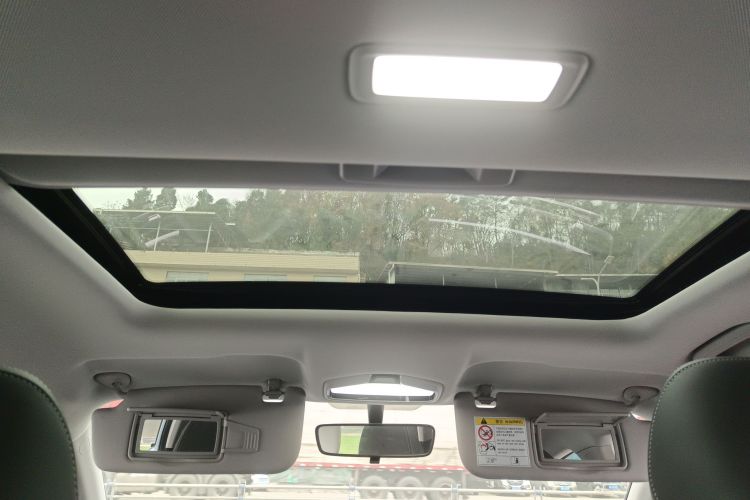 吉利汽车 帝豪 2023款 第4代冠军版 1.5L CVT尊贵型局部细节22