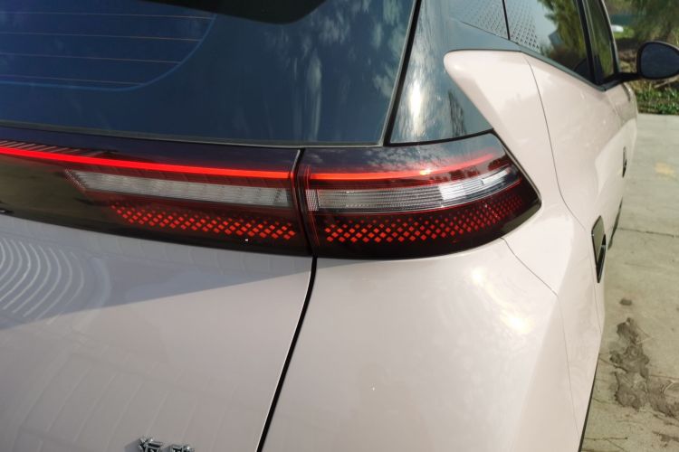 比亚迪 海鸥 2025款 305km 活力版车身外观9