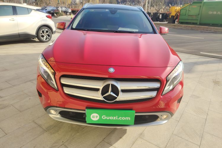 奔驰GLA 2016款 GLA 200 时尚型车身外观2