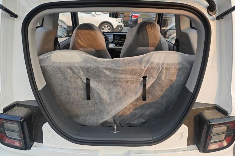 吉利银河 熊猫 2025款 210km 元气熊机舱底盘23