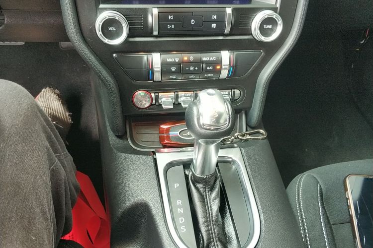 福特Mustang（平行进口） 中控内饰18