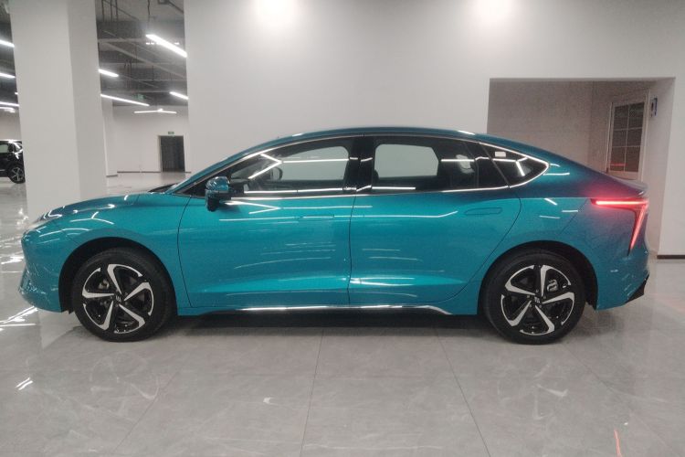 江铃集团新能源 羿 2023款 标准续航行业版车身外观6003