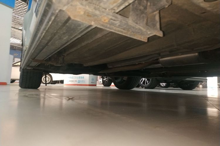 吉利汽车 星越L 2021款 2.0TD DCT EVO两驱智尊型局部细节9001