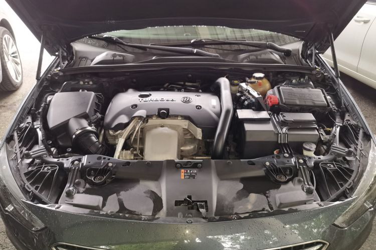 别克 君威 2019款 28T 尊享型 国VI机舱底盘24