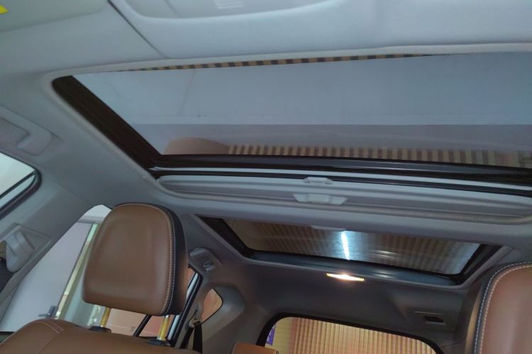 丰田 RAV4荣放 2016款 2.5L 自动四驱精英版局部细节22