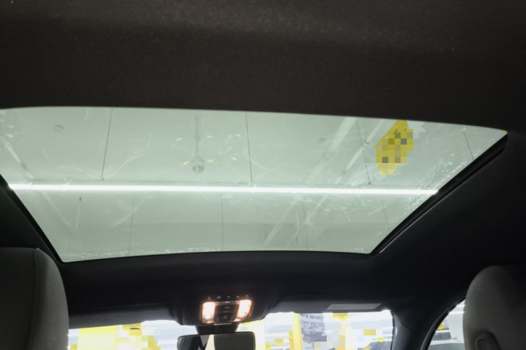 奔驰A级 2020款 改款二 A 180 L 运动轿车中控内饰22