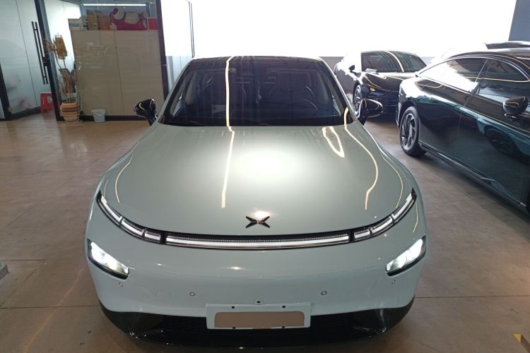 小鹏P7 2020款 670N车身外观6001